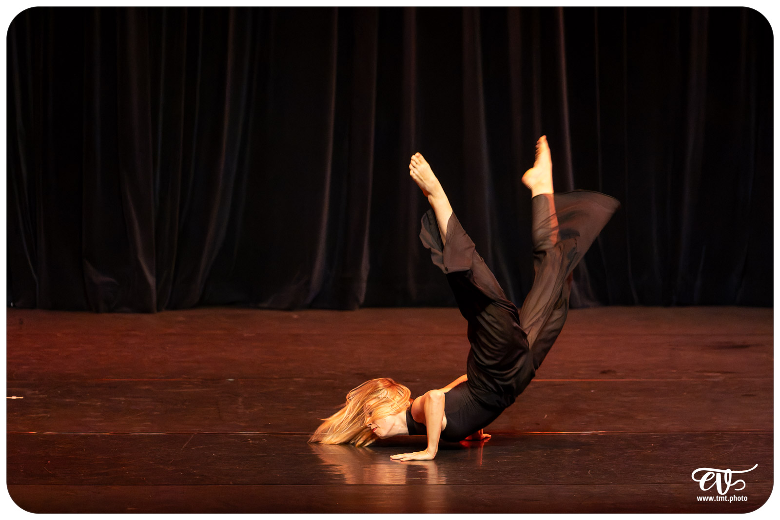 ECOLE DE DANSE CÉCILE ADAMOW